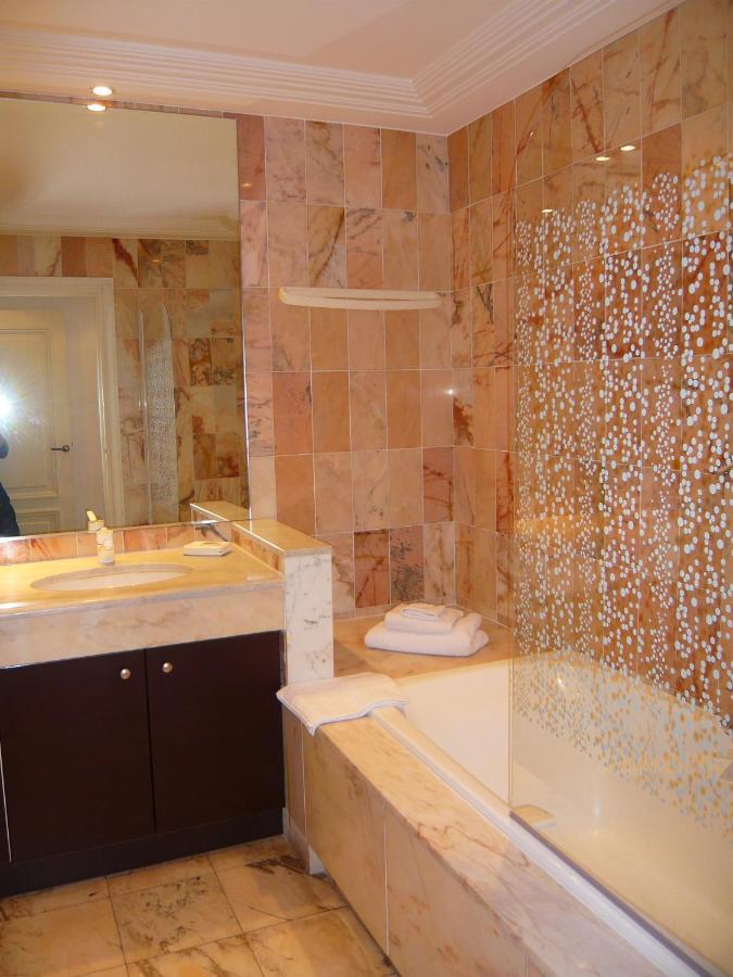 Appartement Relais De La Reine Cannes Croisette Luaran gambar